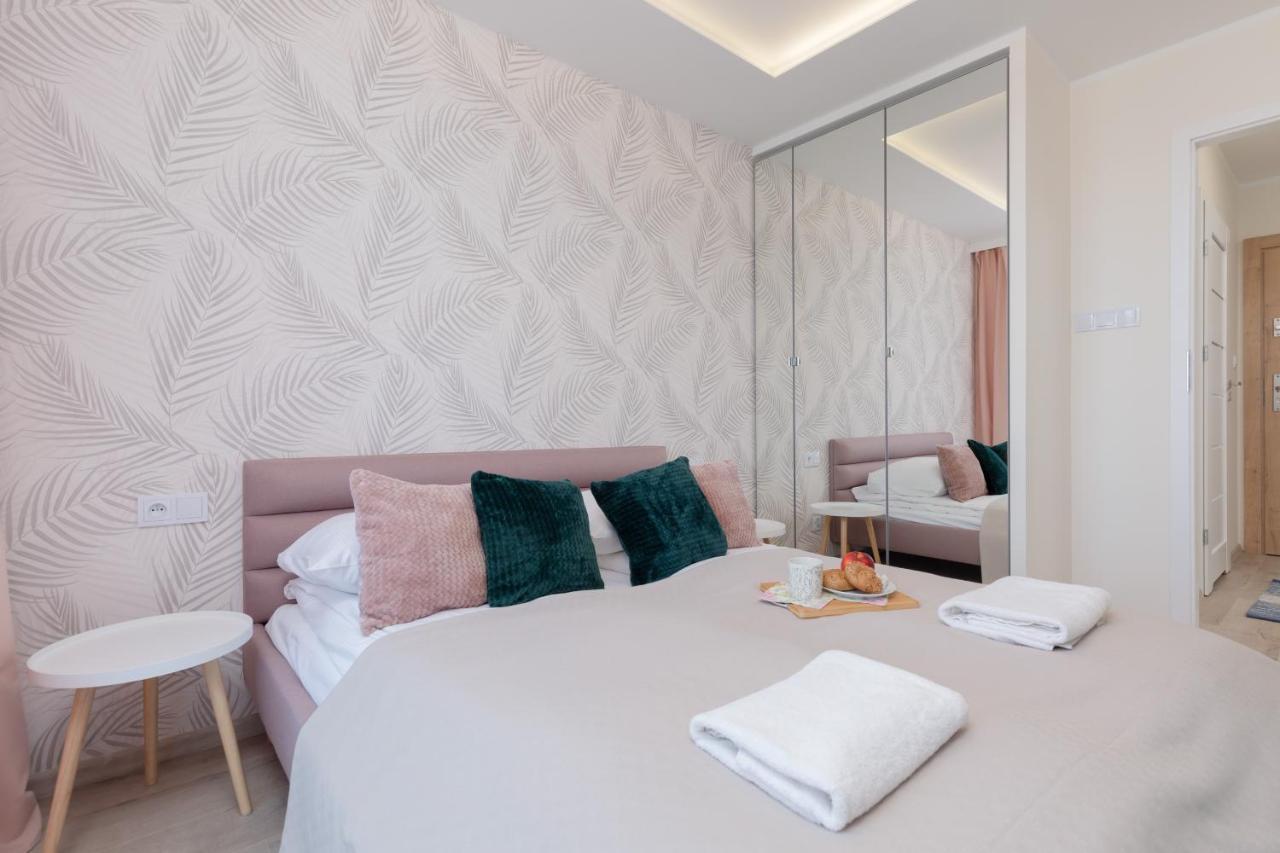 Apartamenty Perlowa Przystan By Noclegi Renters Kołobrzeg Eksteriør bilde