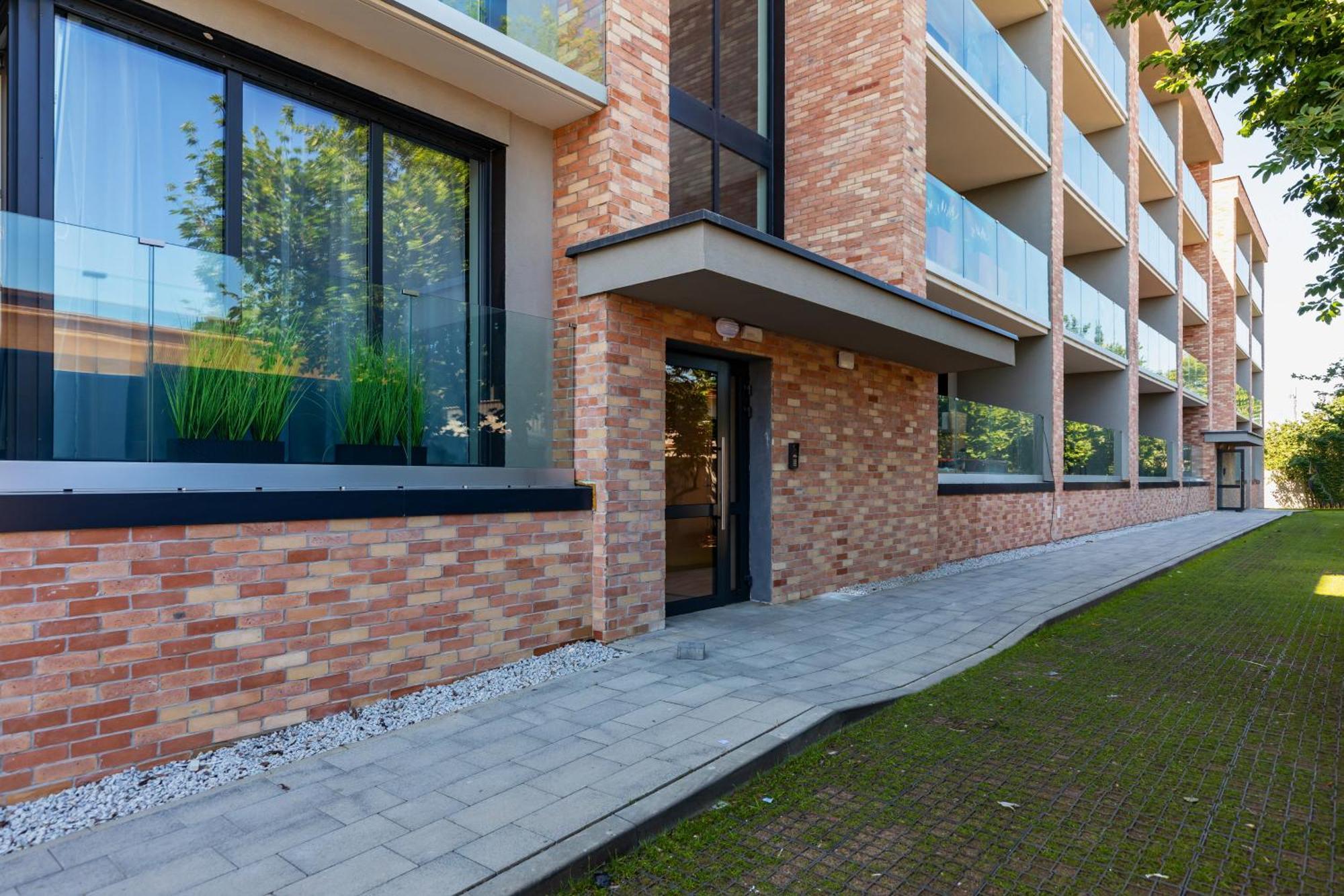 Apartamenty Perlowa Przystan By Noclegi Renters Kołobrzeg Eksteriør bilde